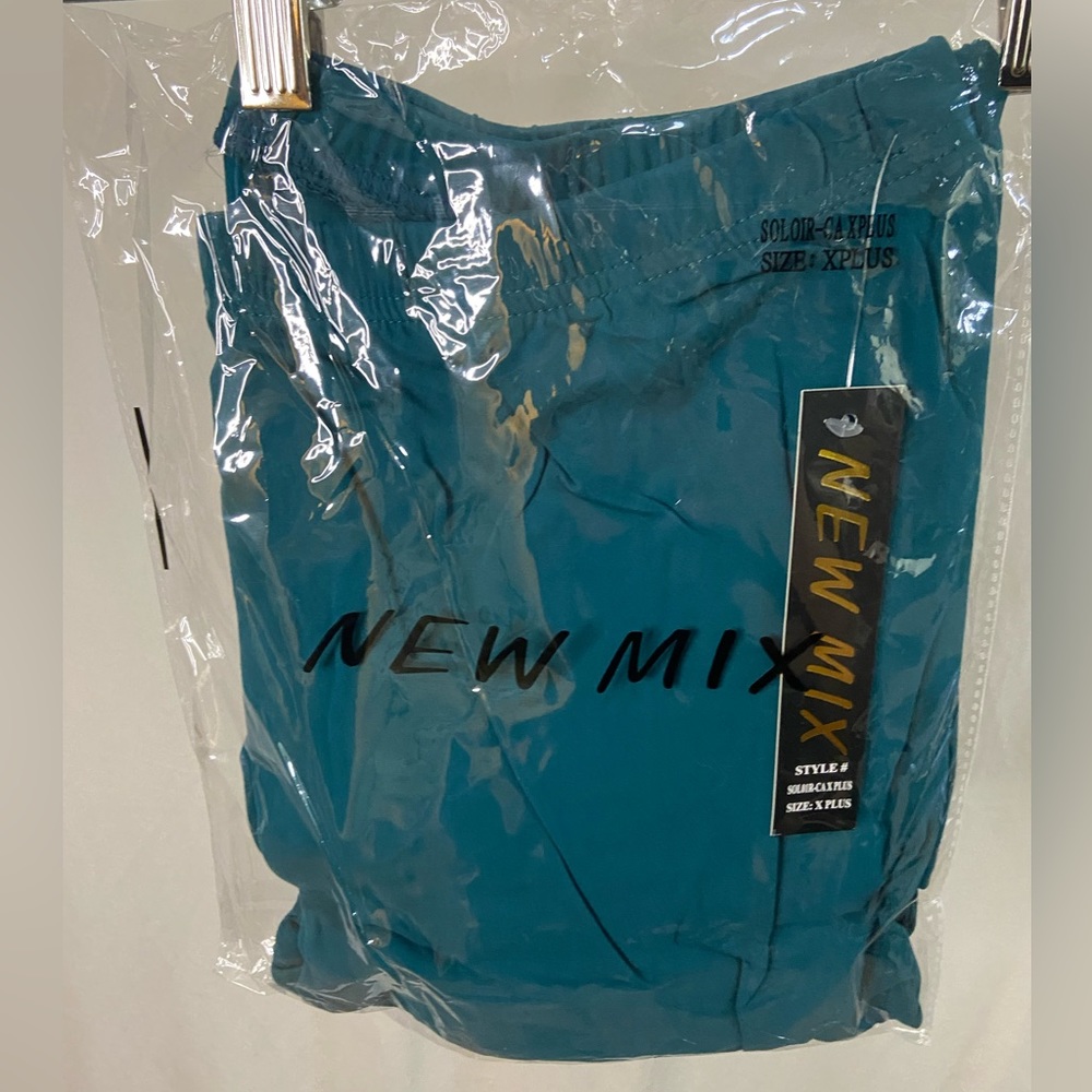 NWT New Mix capri length leggings 12W/14W dark teal emerald green XPlus